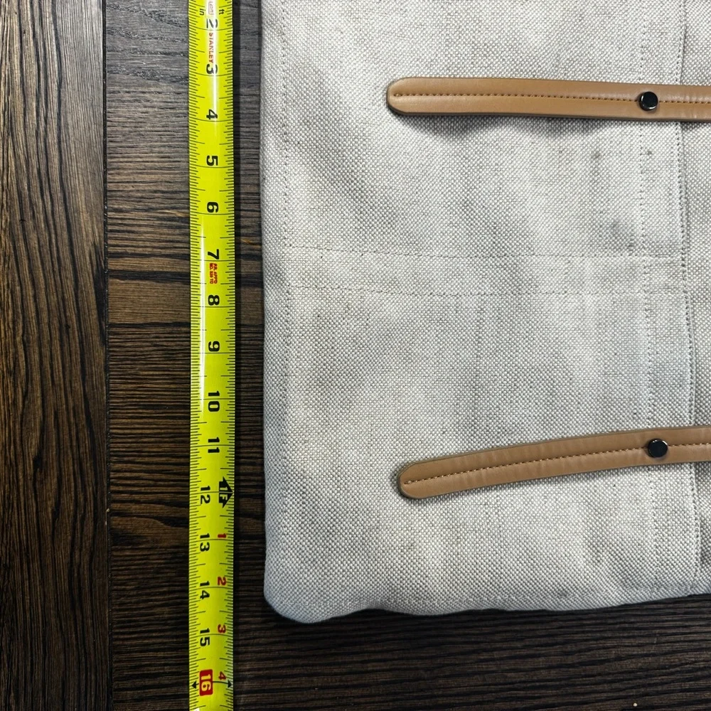 Sherpani Cream and Tan Tote Bag - Picture 8 of 9